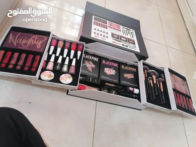 بكس مكياج متكامل