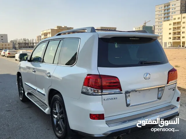 صالون لكزز LX 570 2015 خليجي رقم 1 وكالة من الصدام الى الصدام استخدام حرمة نصيف جدا
