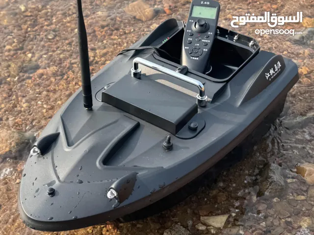 قارب صيد  الأسماك شوف الوصف