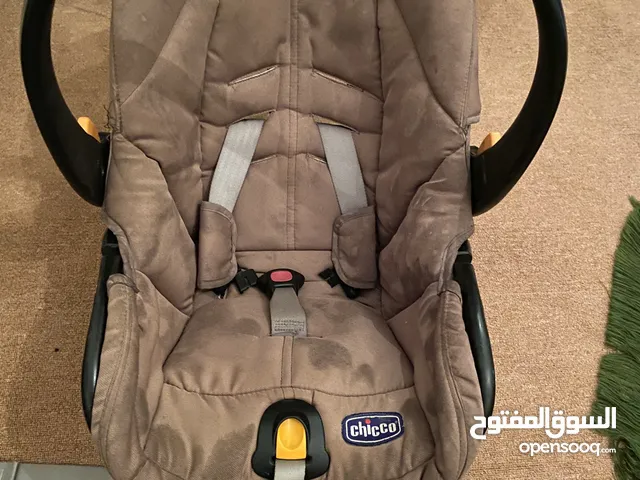 كرسي أطفال تشيكو أصلي ونظيف