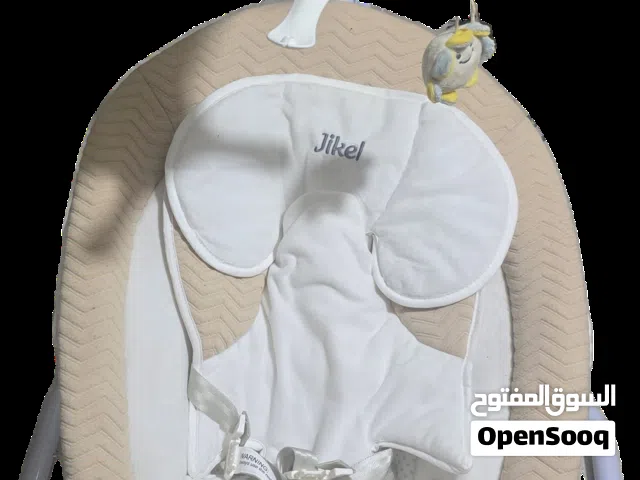 2كرسي هزاز للأطفال ومشاية