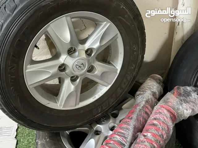 اربع تواير استيشن 2011 شبه جديد مع رنقات وكالة ب 2500 وجامبينات بروكوم غاز خارجي 2.5 ب3000