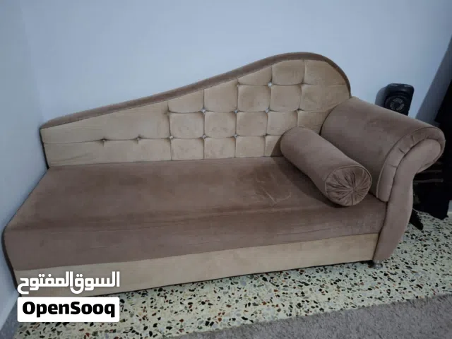 كنبة مستعملة للبيع