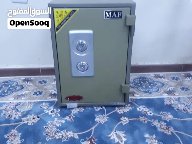 خزنة معدنية ضد الحريق