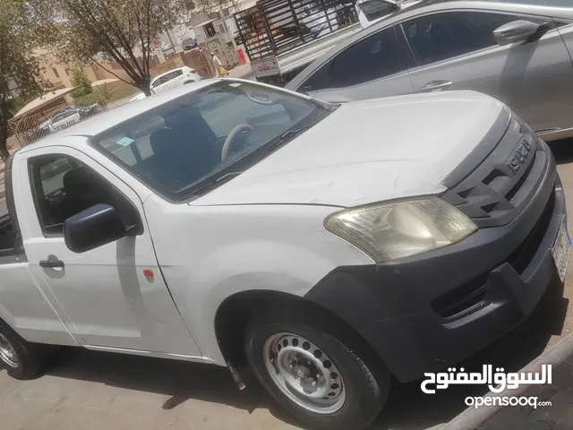ونيت لخدمات نقل العفش وجميع البضائع داخل وخارج الرياض