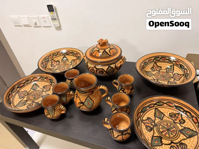 لمحبي التميز والأصالة طقم تقديم فخار مغاربي فاخر، صناعة يدوية متقنة  VIP