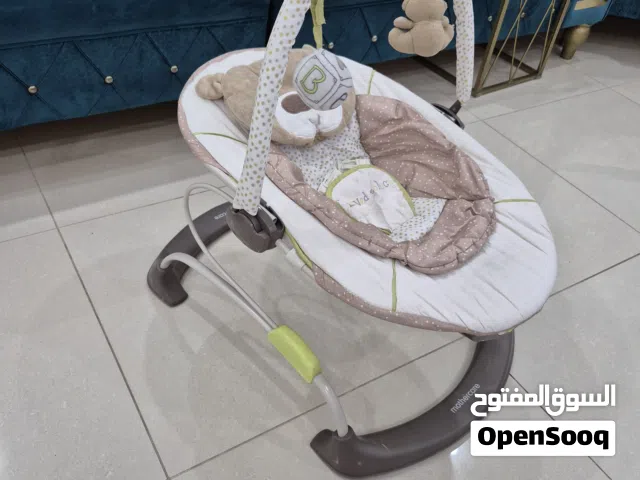 كرسي هزاز سرير للأطفال mothercare .