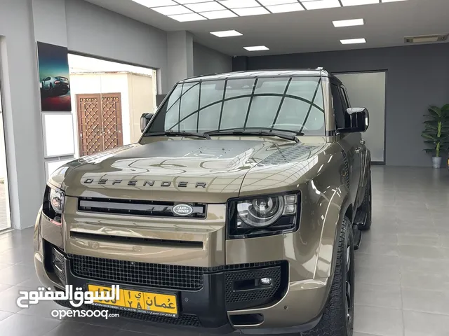 Land Rover Defender 2020 in Muscat