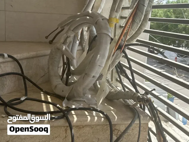 بواري سبلت مستعمل اقل السنه مع وايرات بحاله جيدة ومغلفة