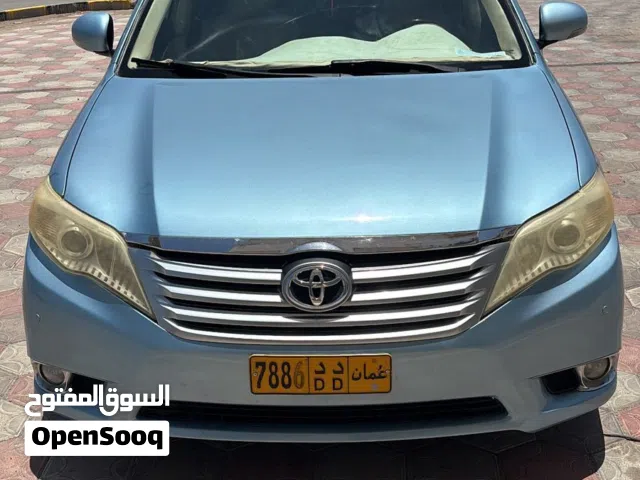 2012 تويوتا افالون Limited