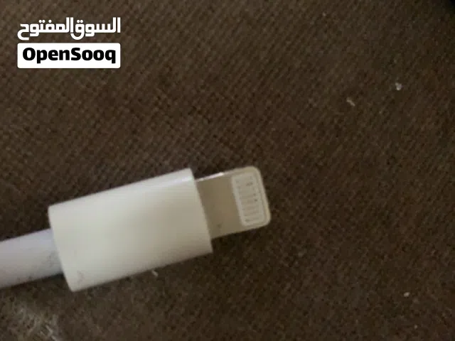 شاحن iPhone أصلي