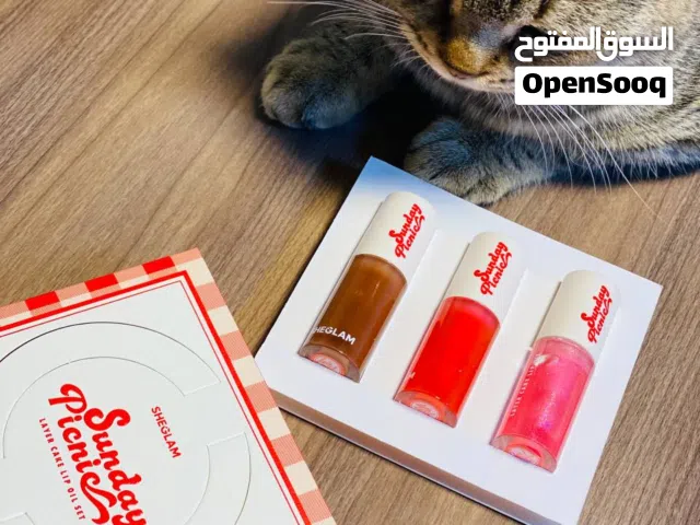 شيكلام استعدي لأحلى لمسة جاذبية مع مجموعة Sheglam Sunday Picnic – Layer Cake Lip Oil