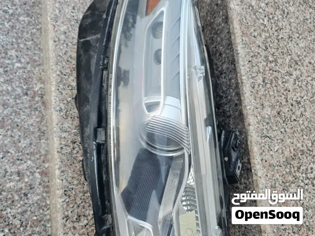 ليت امامي لسياره فورد توريس