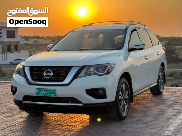 Used Nissan Pathfinder in Al Batinah