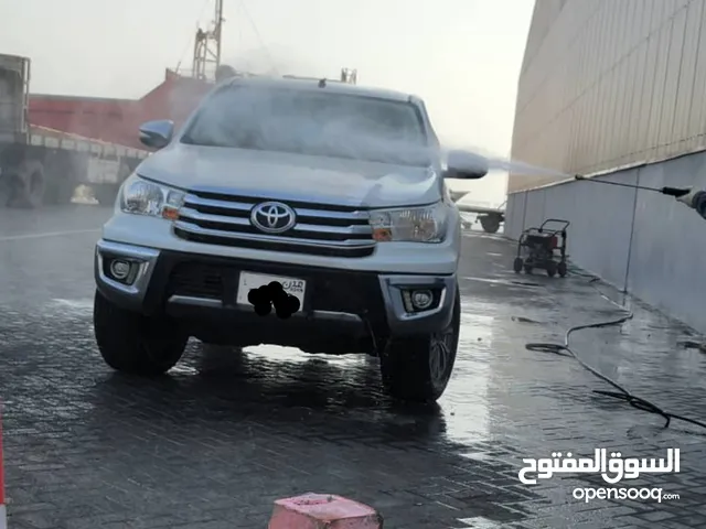 Used Toyota Hilux in Aden