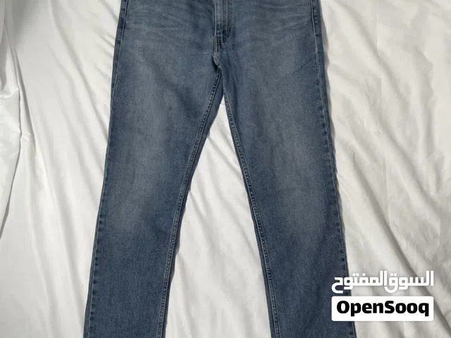 Levi’s 511 Slim Fit (32x32) - 9 KWD • Size: 32x32  المقاس
