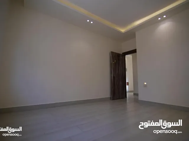 235m2 4 Bedrooms Apartments for Rent in Amman Um El Summaq