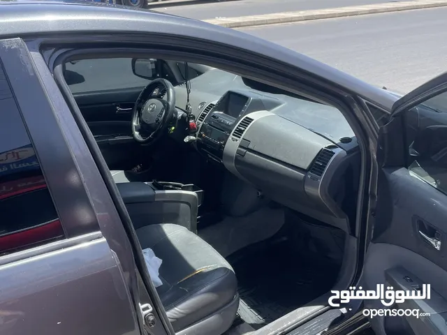 Used Toyota Prius in Amman