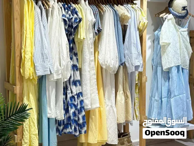 ديكور محل ملابس كامل
