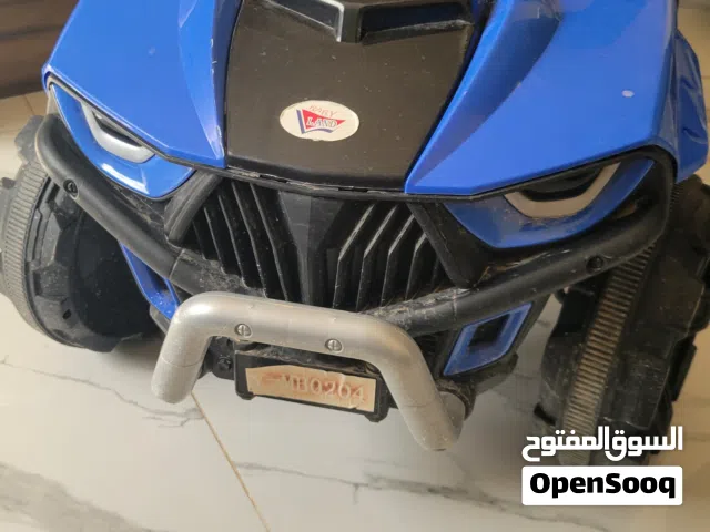 سيارة شحن ريموت قوية بحالة ممتازة