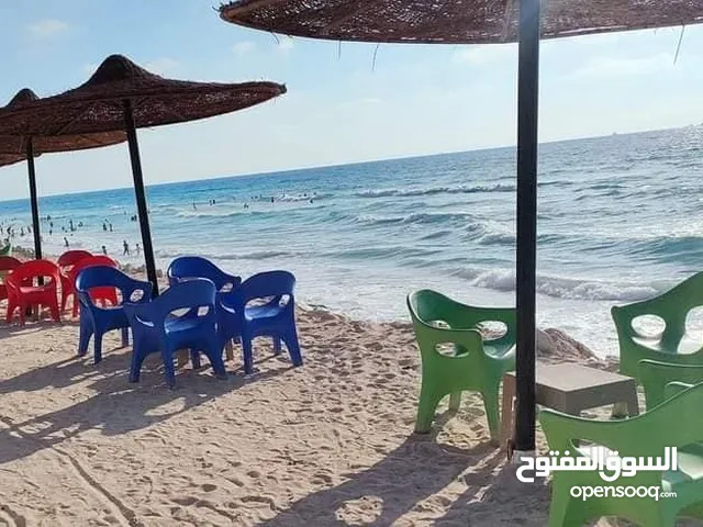 شقة تمليك ثالث نمرة من البحر – شاطئ الاهرام – بجوار نقطة شرطة أبو تلات