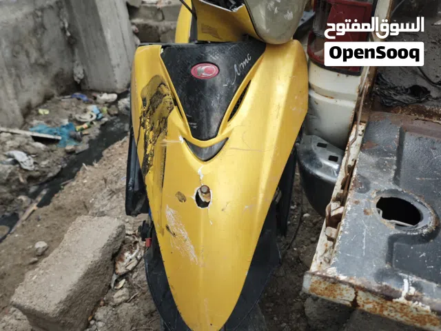 2013 كامكو AK 550