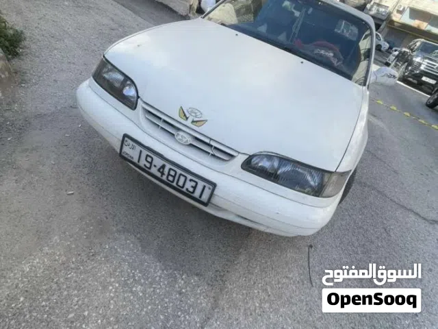 1995 هيونداي سوناتا Standard
