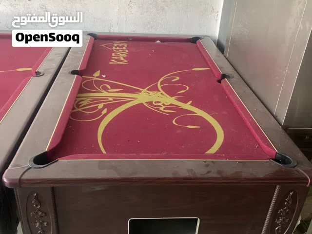 للبيع طاولات بلياردو عدد 2 بسعر مخفض