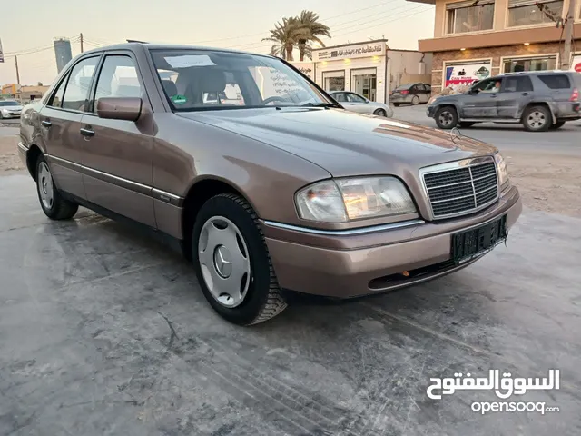 Used Mercedes Benz C-Class in Nalut