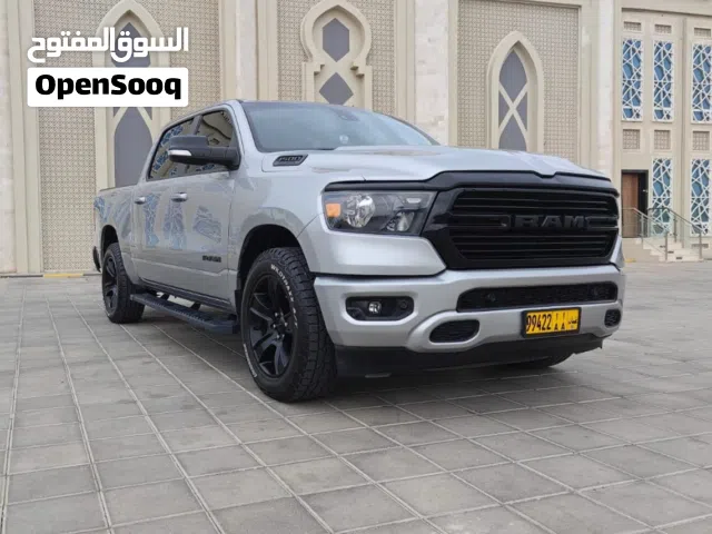 2021 دودج رام Laramie