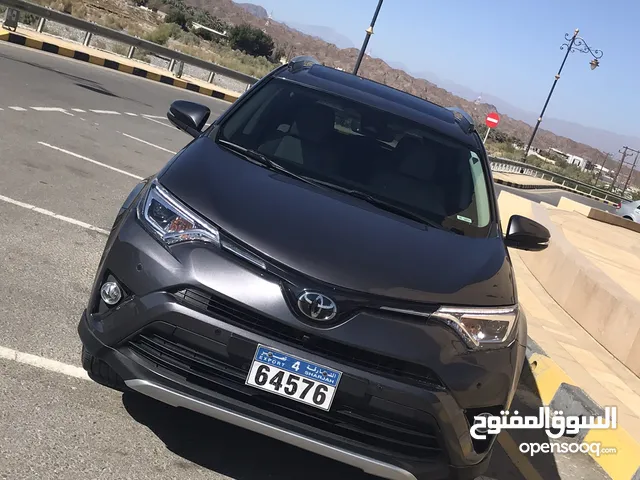 Used Toyota RAV 4 in Al Dakhiliya