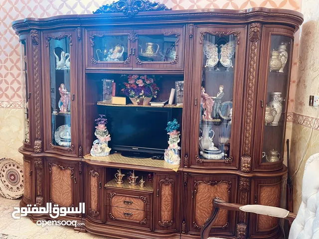 بوفية خشب قوي