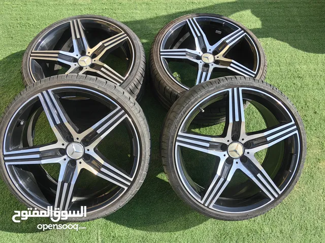 Other 20 Tyre & Rim in Al Ain
