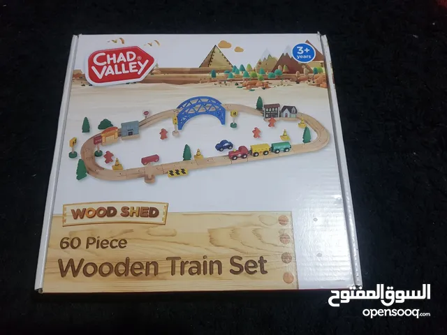 لعبة قطار الخشب