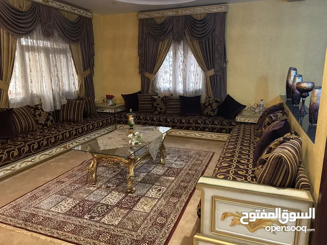 جلسة ارابيسك من طراز رفيع