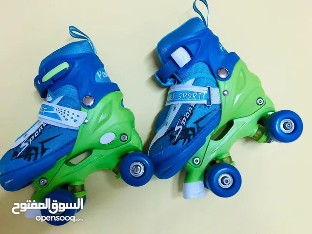 سكيت شوز اربع عجلات نوعية ثقيلة