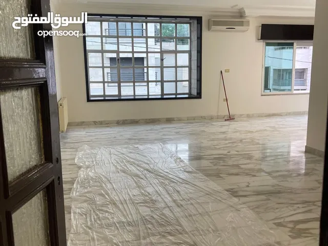 شقة لقطة للبيع خلف رئاسة الوزراء