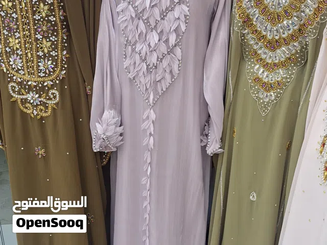 محل خلو في بركا السلاحة أسواق التنين الذهبي