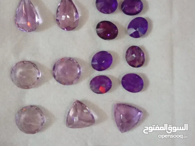 حجر جمشت برازيلي - جودة عالية ومصقول بدقة