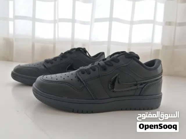 أحذية نايك فيتنام جديدة