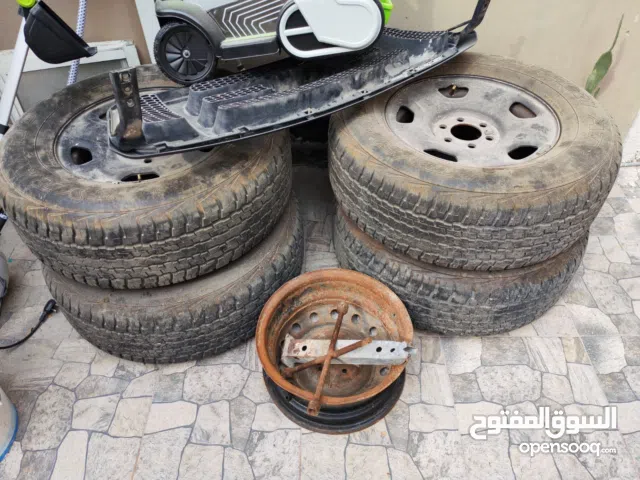 للبيع تواير حجم17 نضاف ولحين على الضمان السعر70وقابل