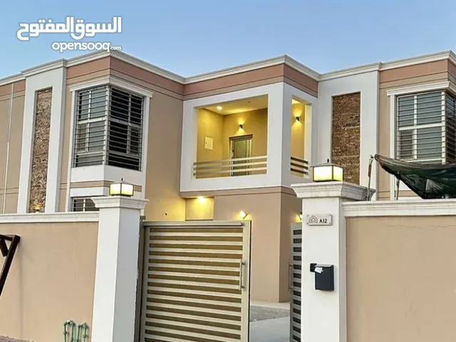 360 m2 5 Bedrooms Townhouse for Rent in Basra Other