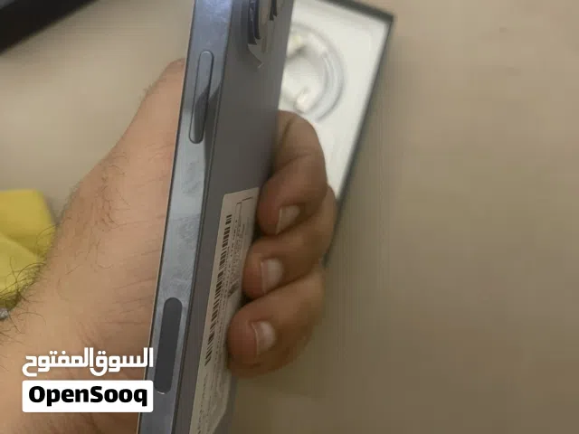 آيفون 13 برو ماكس اللون بحري