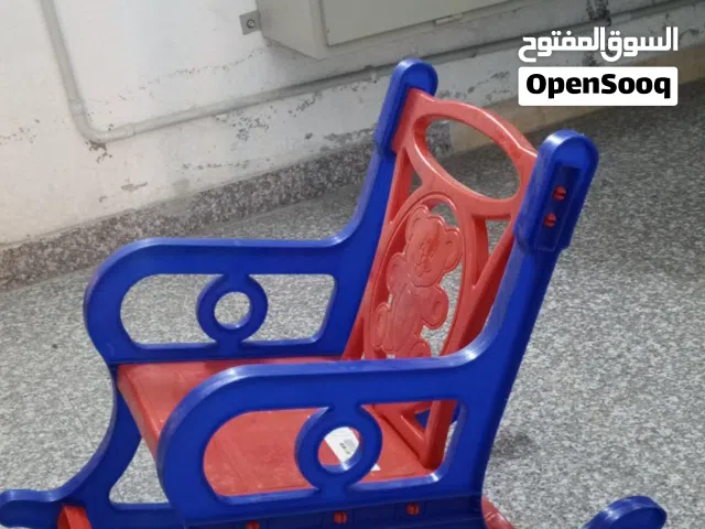 كرسي للاطفال بألون زاهيه