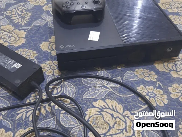 اكس بوكس ون مع يد والملحقات توصيله hd والمحول تبعه وتسع لعب مهكر مضمون من اي خلل او عيب