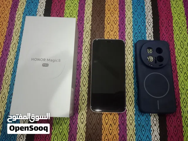 هونر ماجيك 8 برو مستخدم أسبوعين فقط