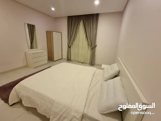 Compound 01 Bedrooms apartment for rent