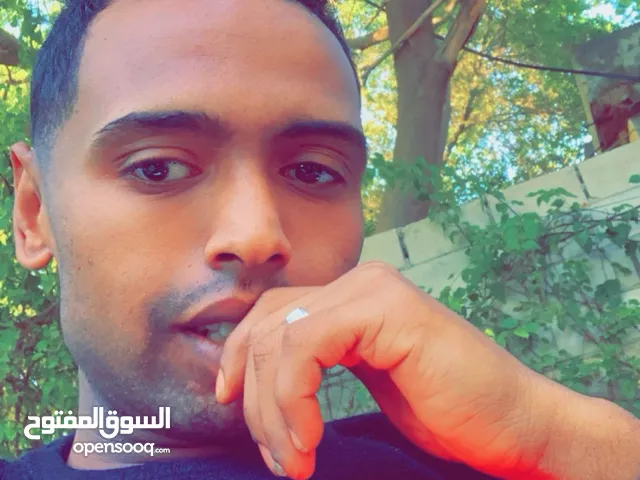 عبدالله حسن