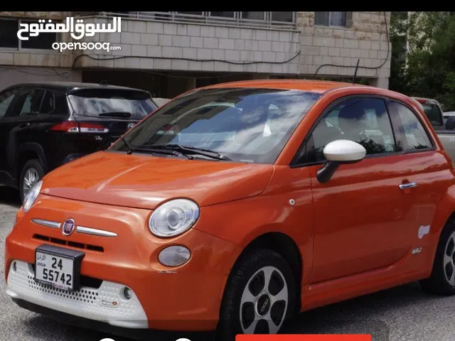 فيات 2015  
ممشى بسيط 
مالك واحد 
بطاريه ممتازه
مفحوصة اوتو سكور