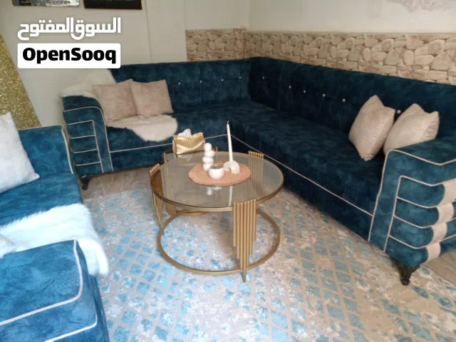 كورنر جديد ما فيه ولاااااشي بجنن ع طبيعه